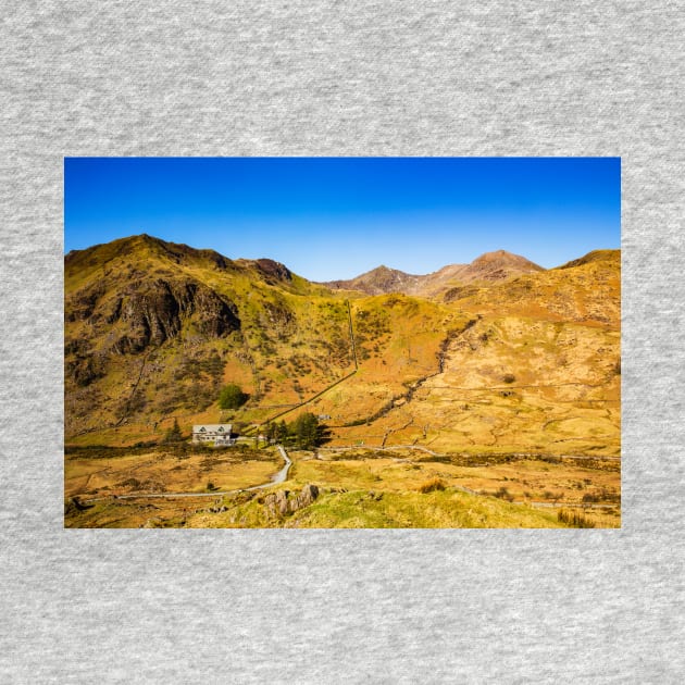 Snowdon summit from the viewpoint on A498 by dasantillo